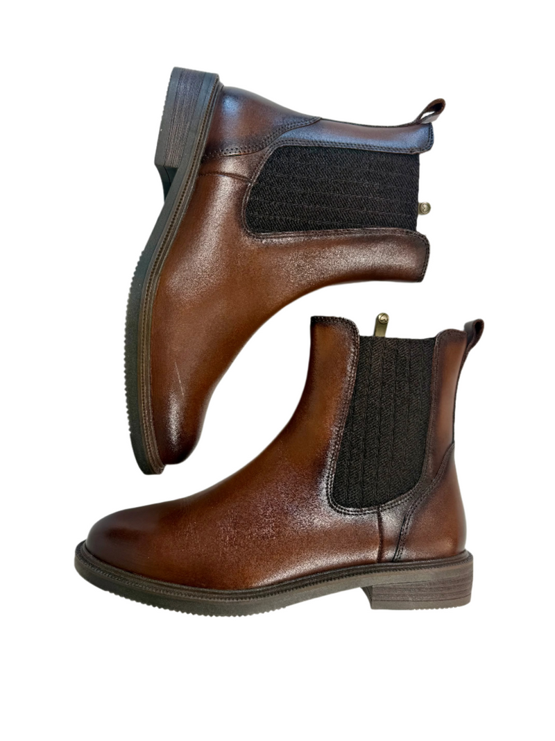 Load image into Gallery viewer, brown chelsea boots
