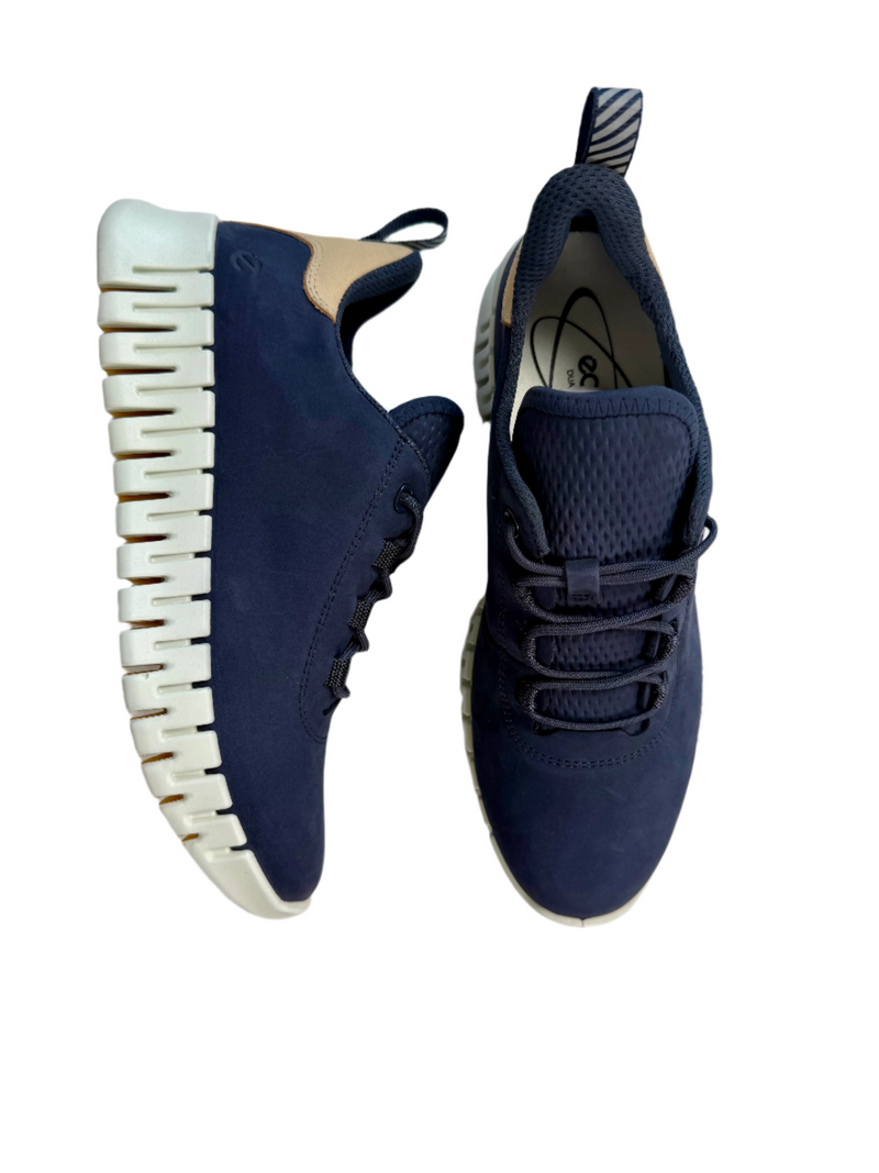 Load image into Gallery viewer, womens ecco walking shoes
