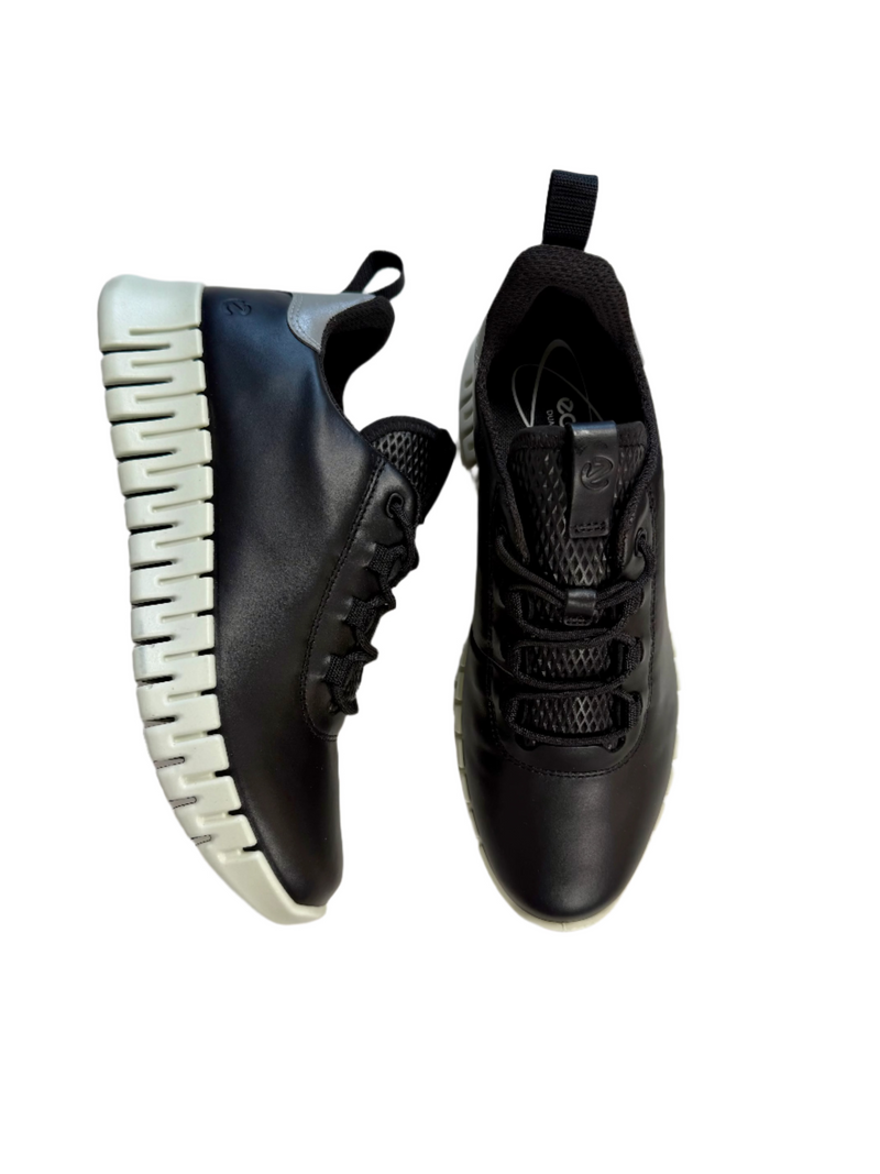 Load image into Gallery viewer, ladies ecco walking shoes
