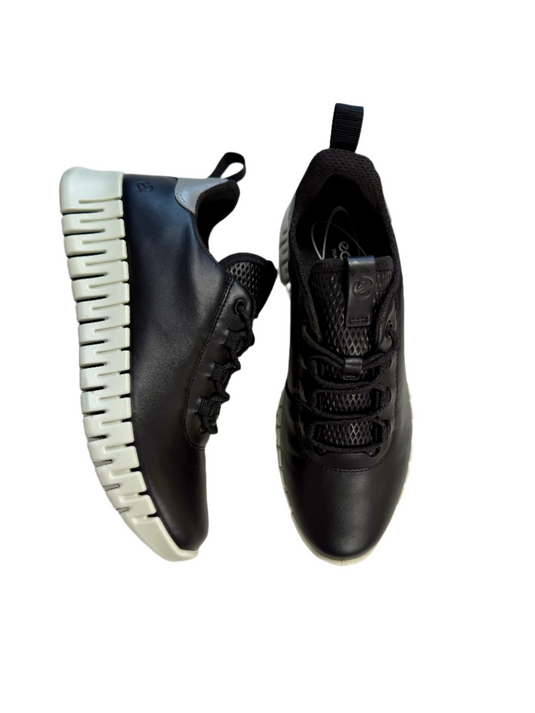 ladies ecco walking shoes