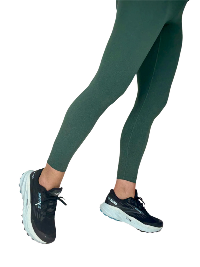 Load image into Gallery viewer, brooks trail shoes
