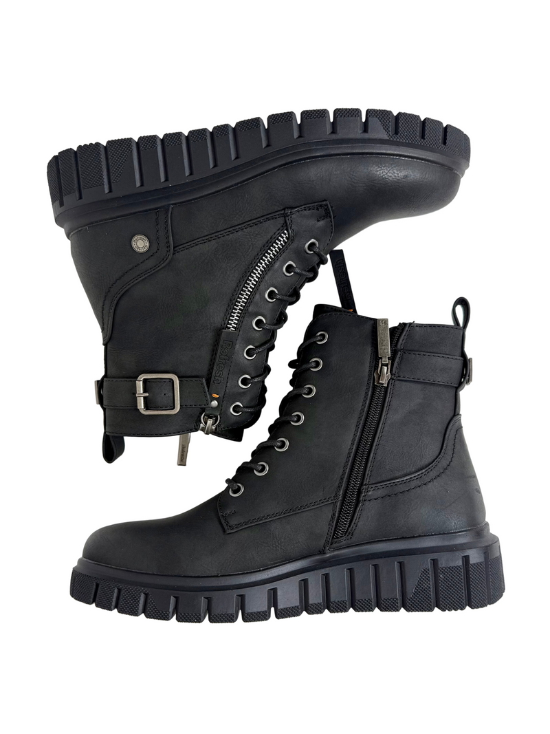 Load image into Gallery viewer, black refresh lace up boots

