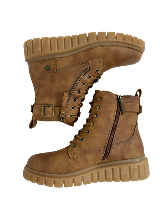 tractor sole lace up boots
