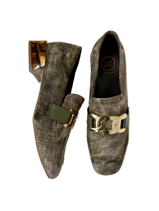 ladies heeled loafers