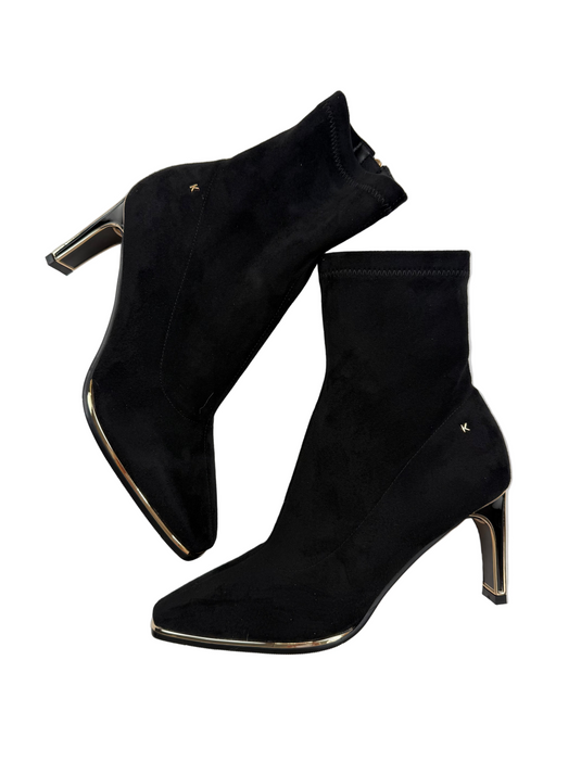 high heeled boots