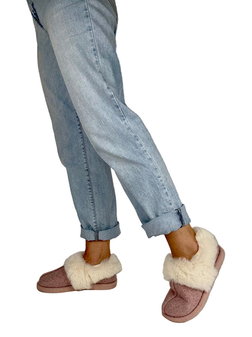 ladies pink slippers