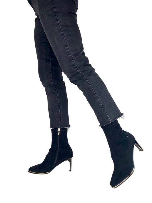 black heeled boots