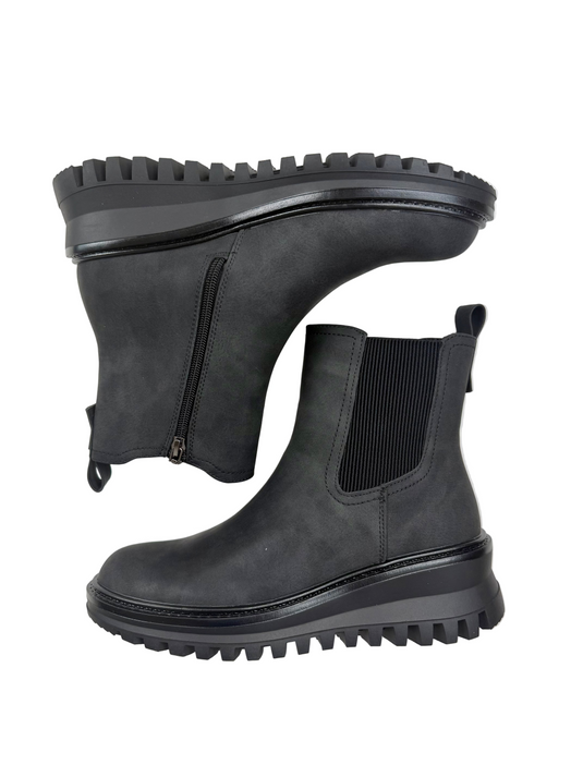 black wedge boots