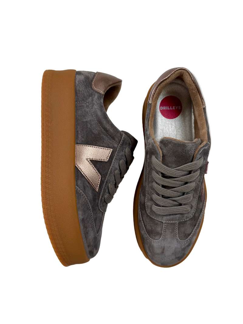 Load image into Gallery viewer, grey platform trainers
