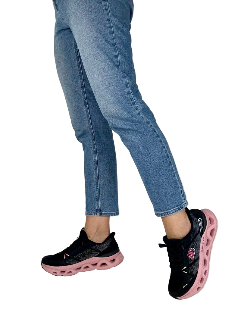 Load image into Gallery viewer, glide step skechers
