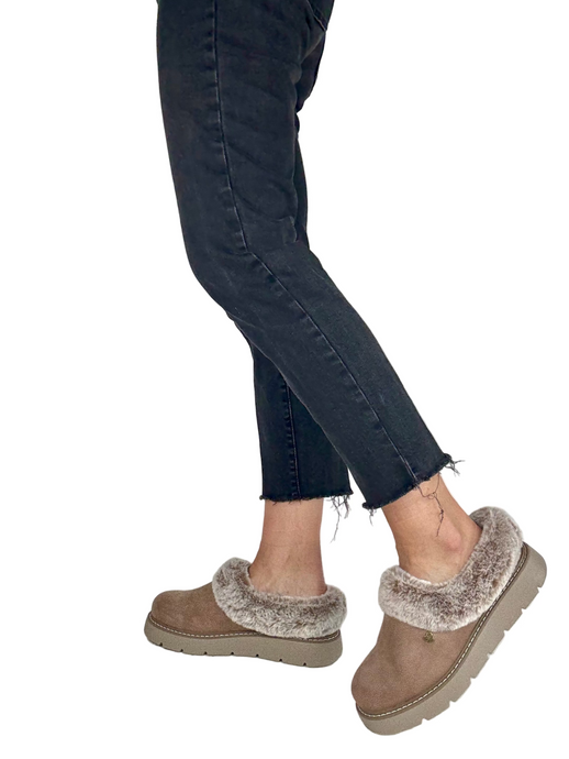 taupe ladies slippers