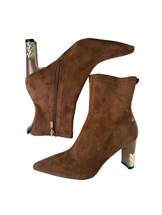 heeled boots for women