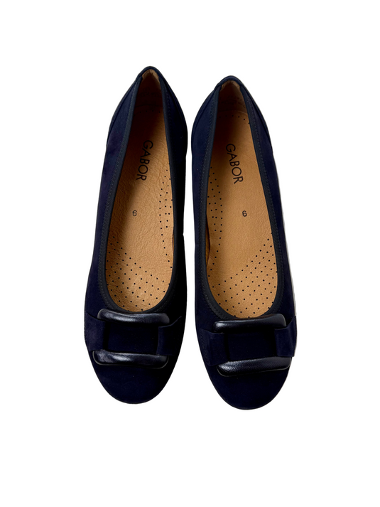 gabor navy pumps