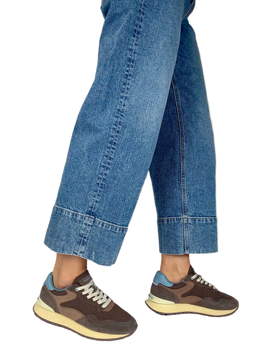 ladies brown sneakers