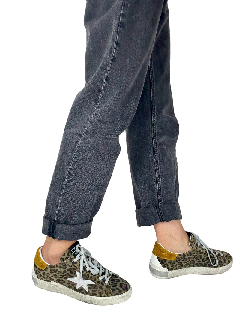 Load image into Gallery viewer, leopard print meline shoes
