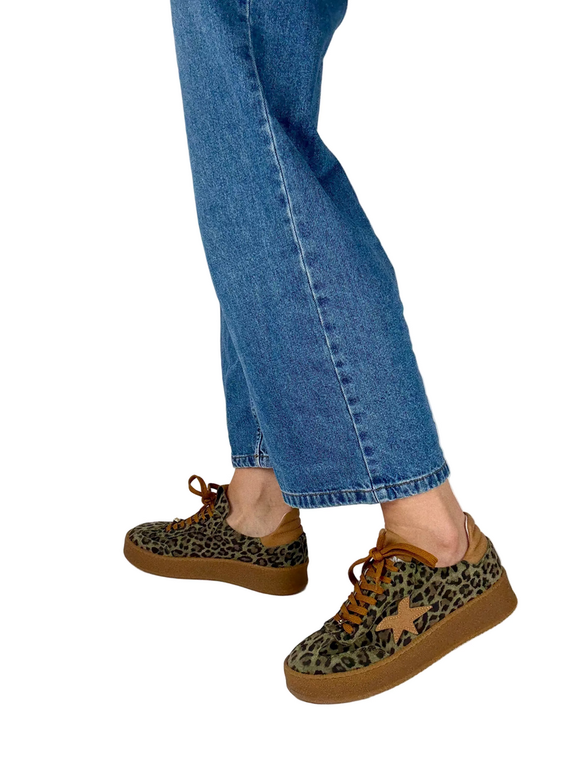 Load image into Gallery viewer, leopard print meline trainers
