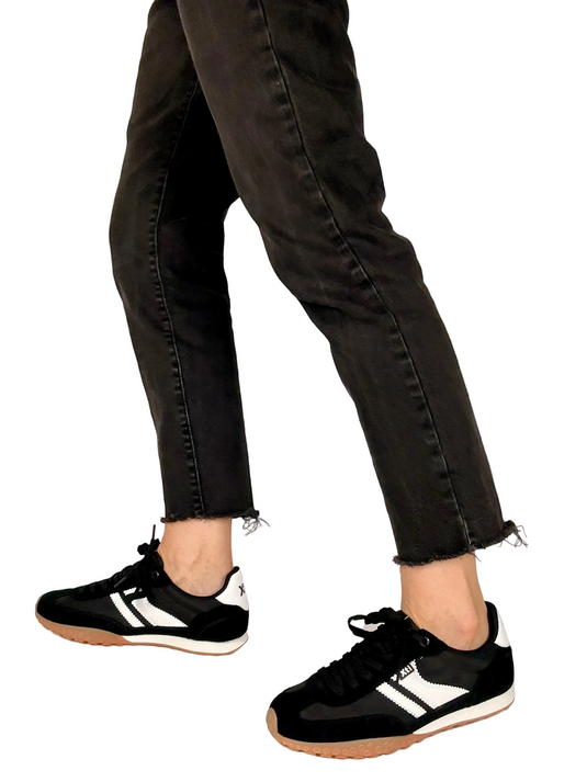 black casual trainers