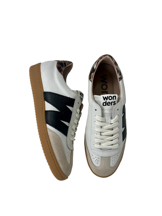 white wonders sneakers