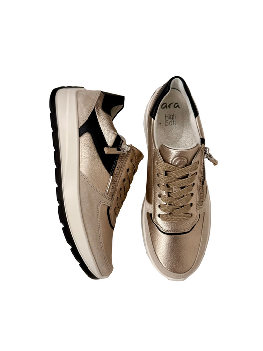 ara trainers cork
