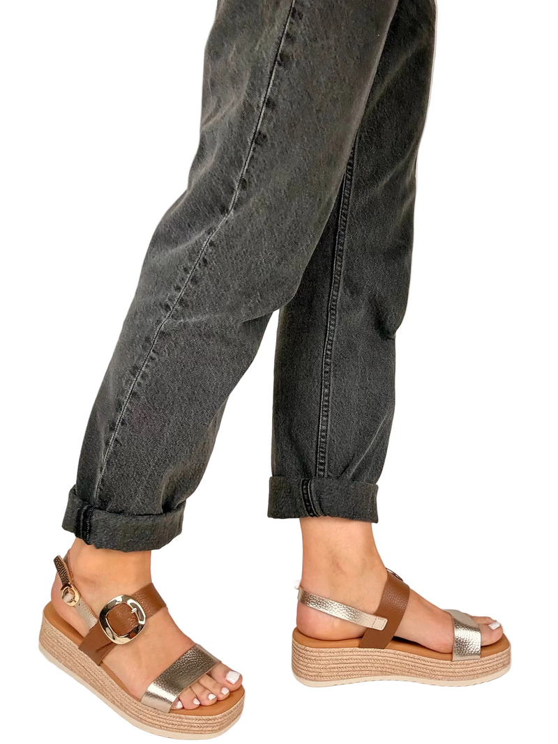 Load image into Gallery viewer, gold platform sandals
