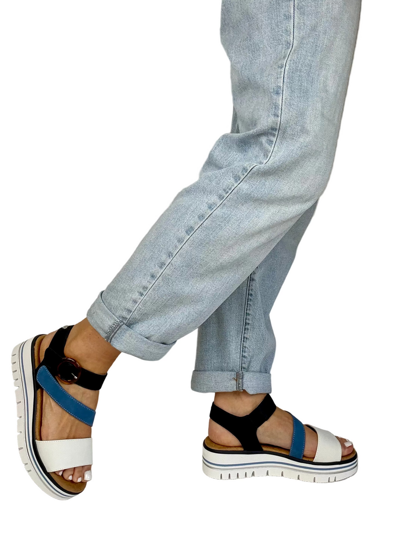 Load image into Gallery viewer, LUNAR Issy
