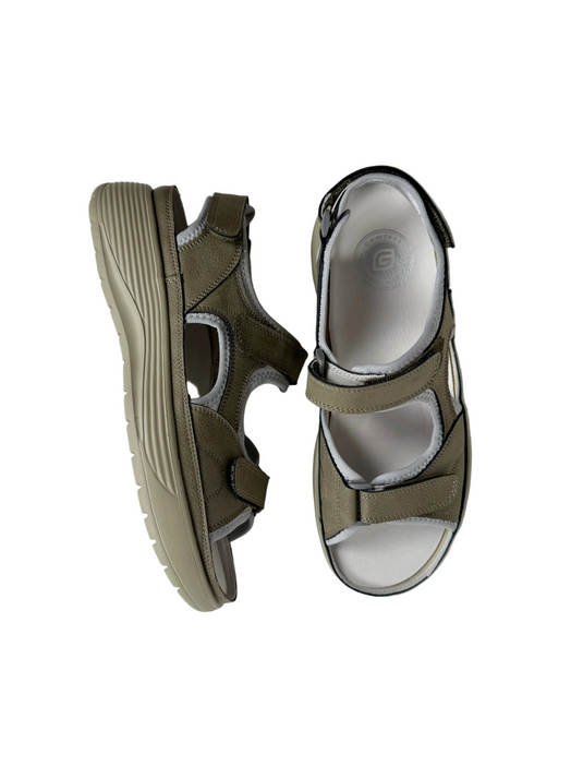 casual wide fit sandals