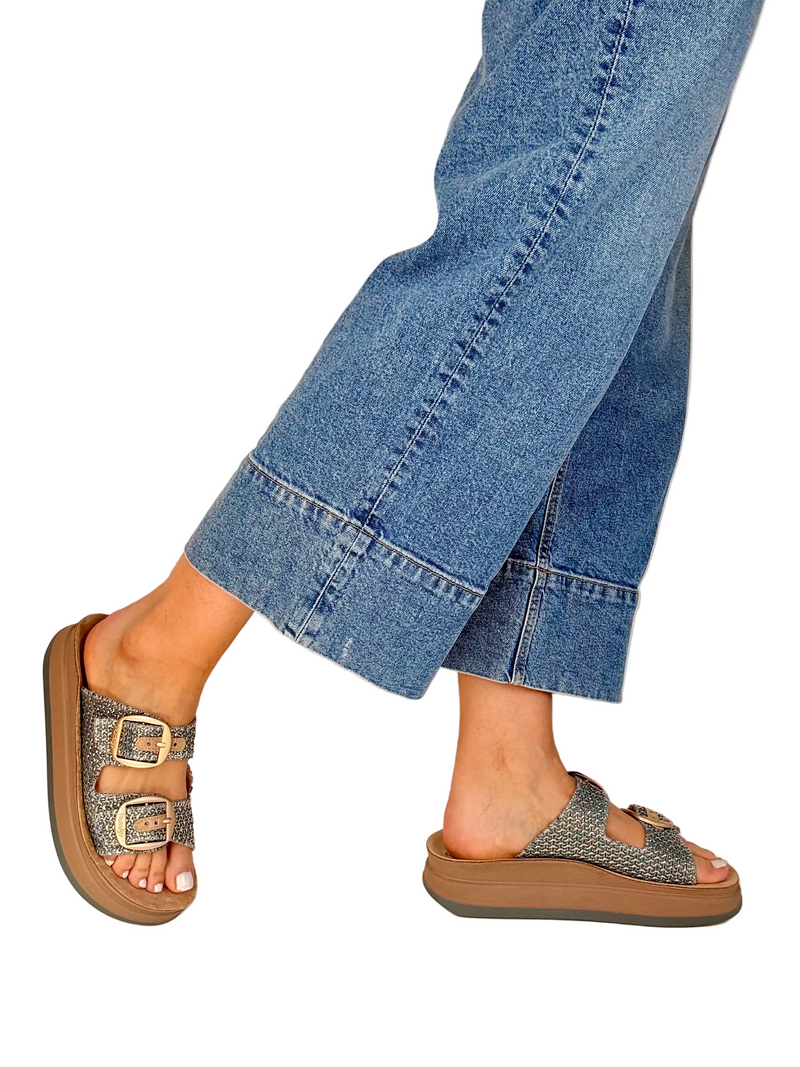 Load image into Gallery viewer, platform sandals
