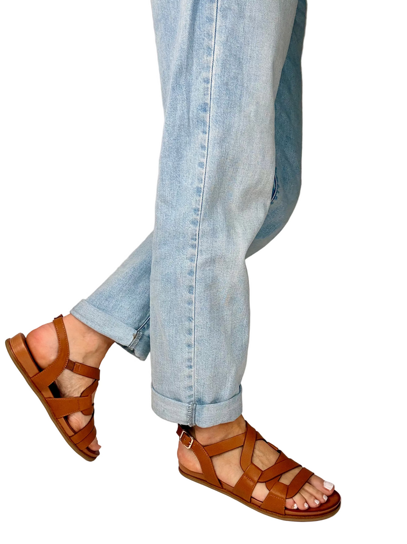 Load image into Gallery viewer, brown wide fitting sandals
