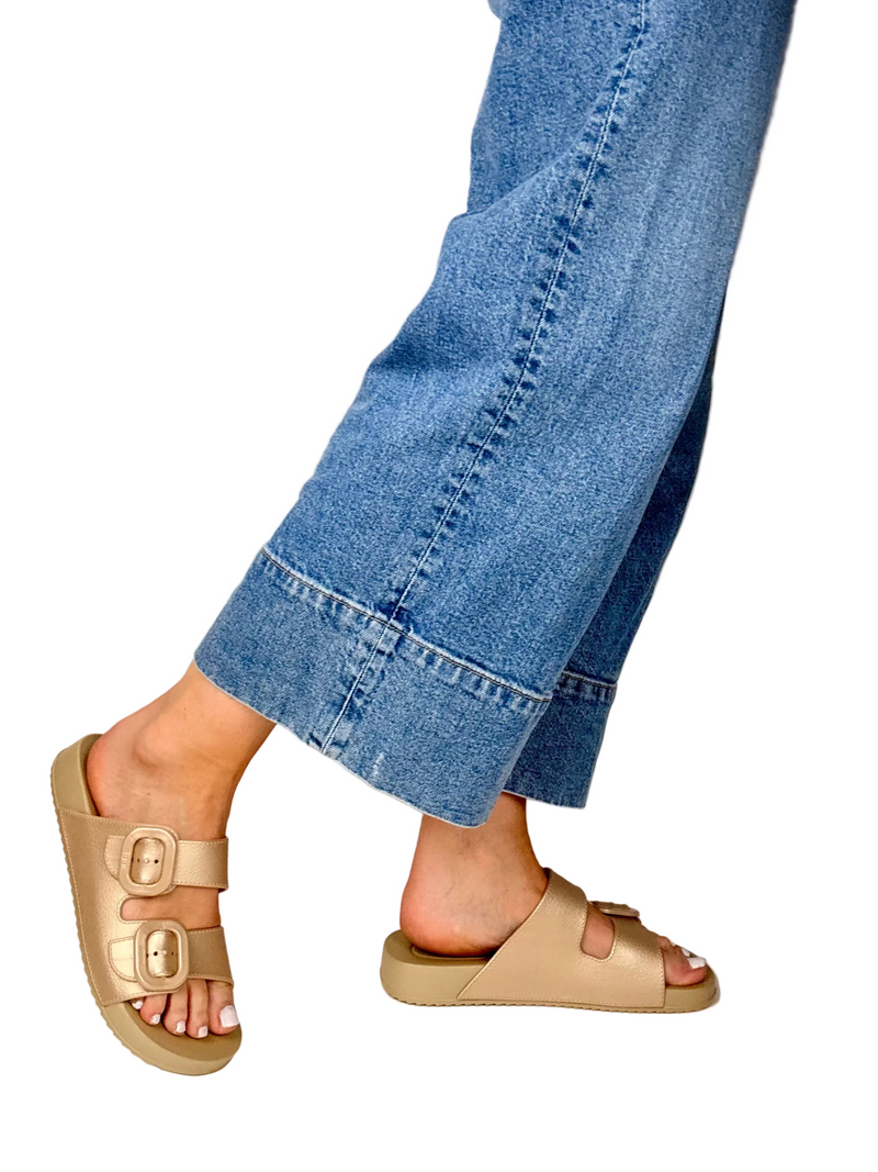 Load image into Gallery viewer, womens slider sandas
