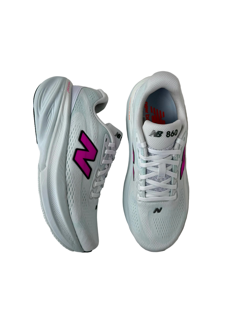 Load image into Gallery viewer, new balance trainers
