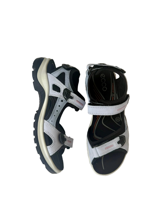 ECCO 069563