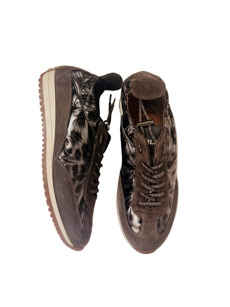 Load image into Gallery viewer, fashion sneakers for women
