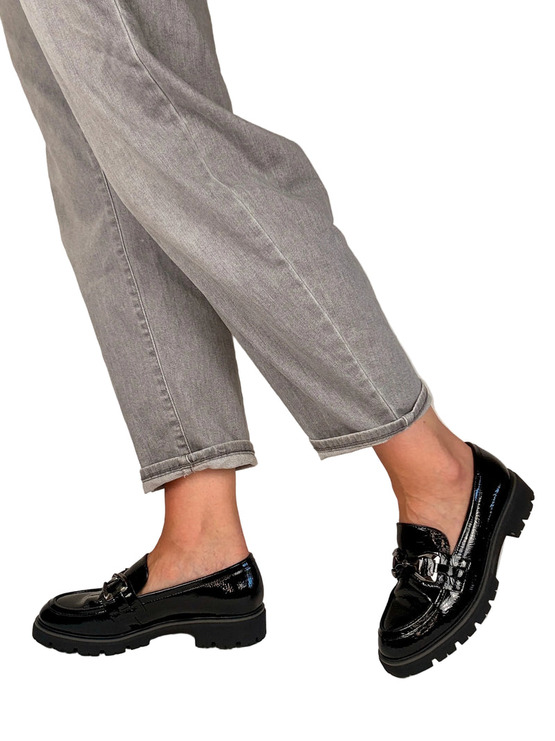 Load image into Gallery viewer, black dressy loafers
