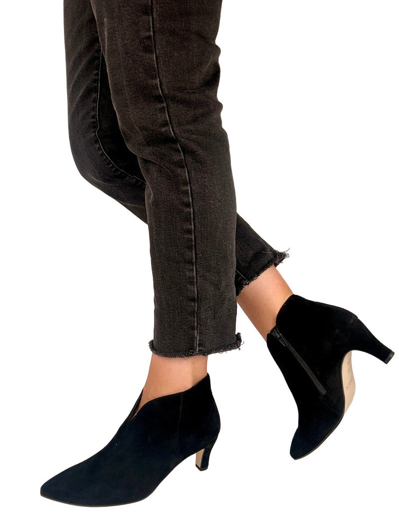 Load image into Gallery viewer, heeled boots for women
