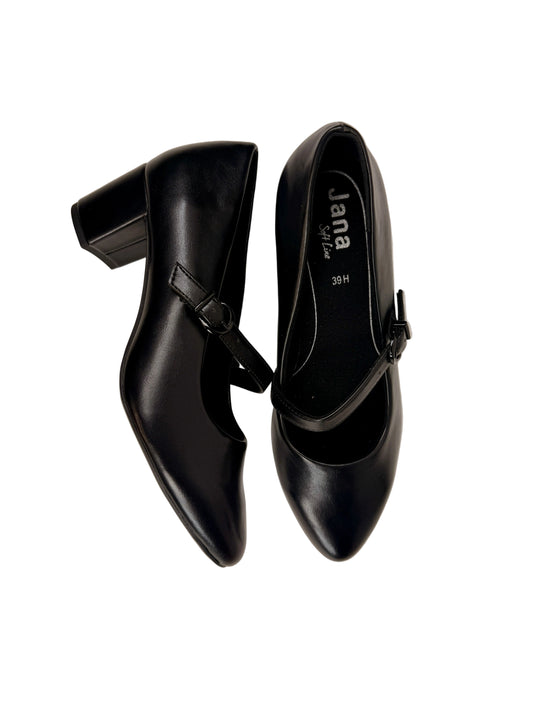 black court shoes
