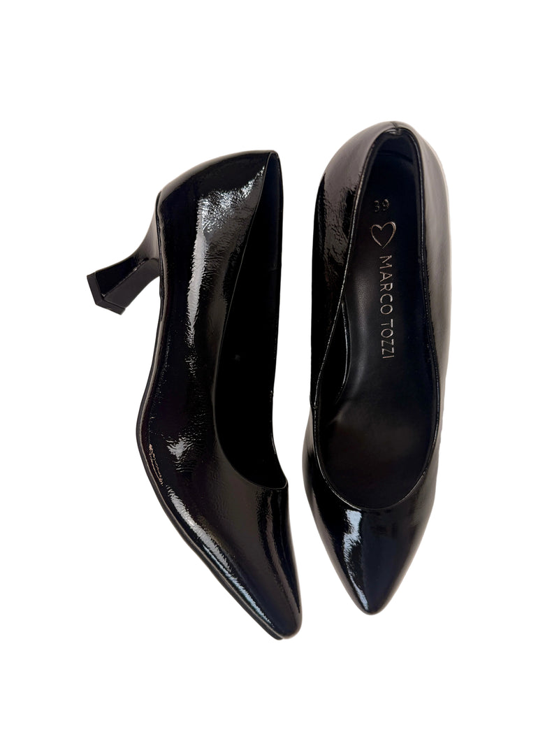 Load image into Gallery viewer, black heeled shoes
