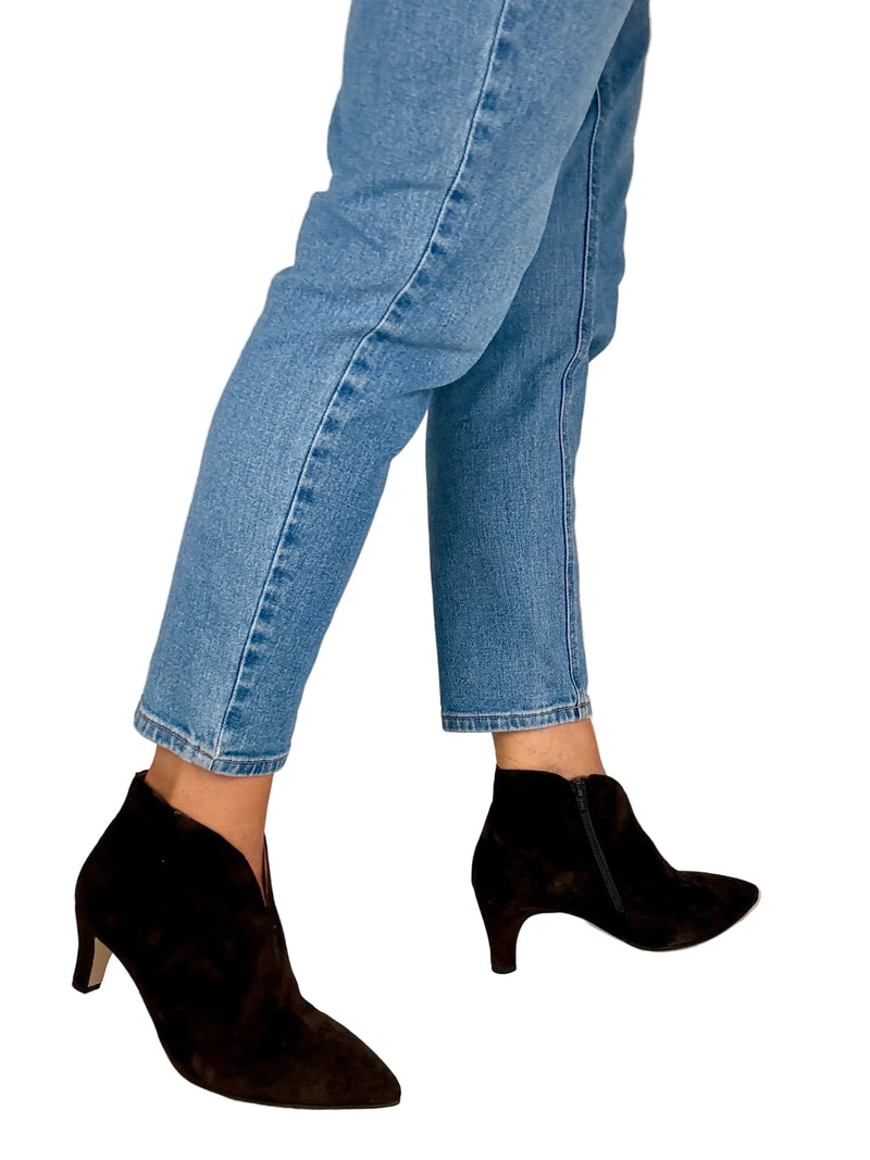Load image into Gallery viewer, GABOR heeled boots 8017 01
