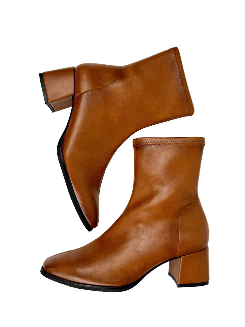 Load image into Gallery viewer, block heel boots
