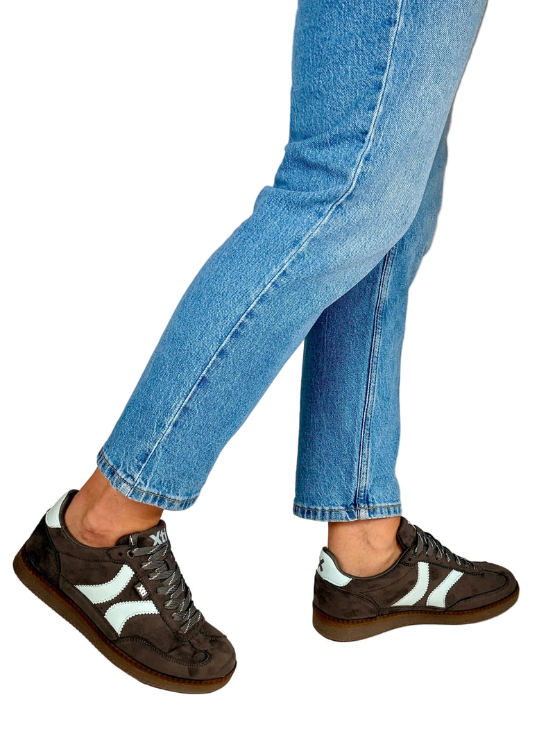 Load image into Gallery viewer, XTI 146125 Women's Aqua Casual Trainers
