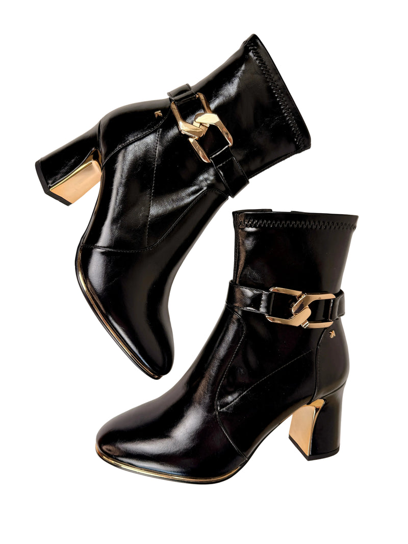 Load image into Gallery viewer, black dressy boots
