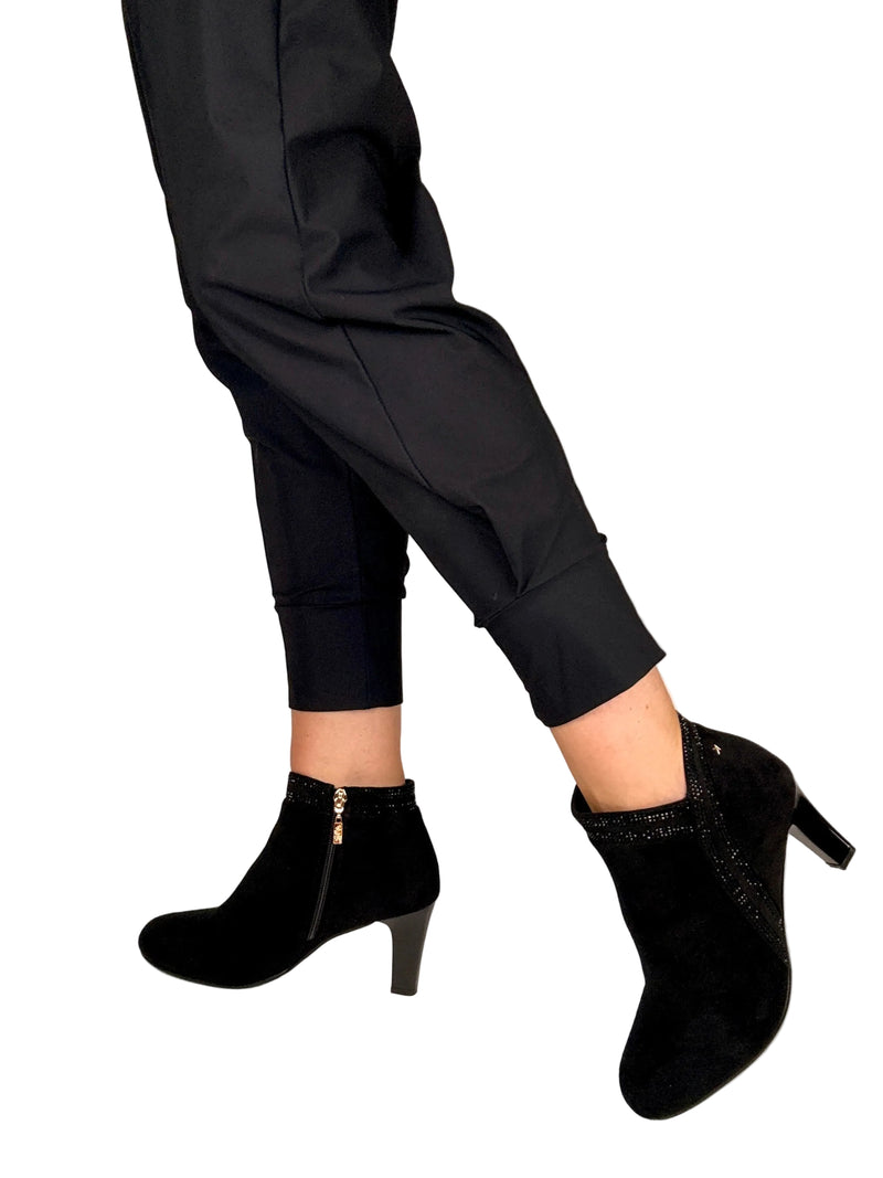 Load image into Gallery viewer, KATE APPLEBY Peakirk Heeled Boots
