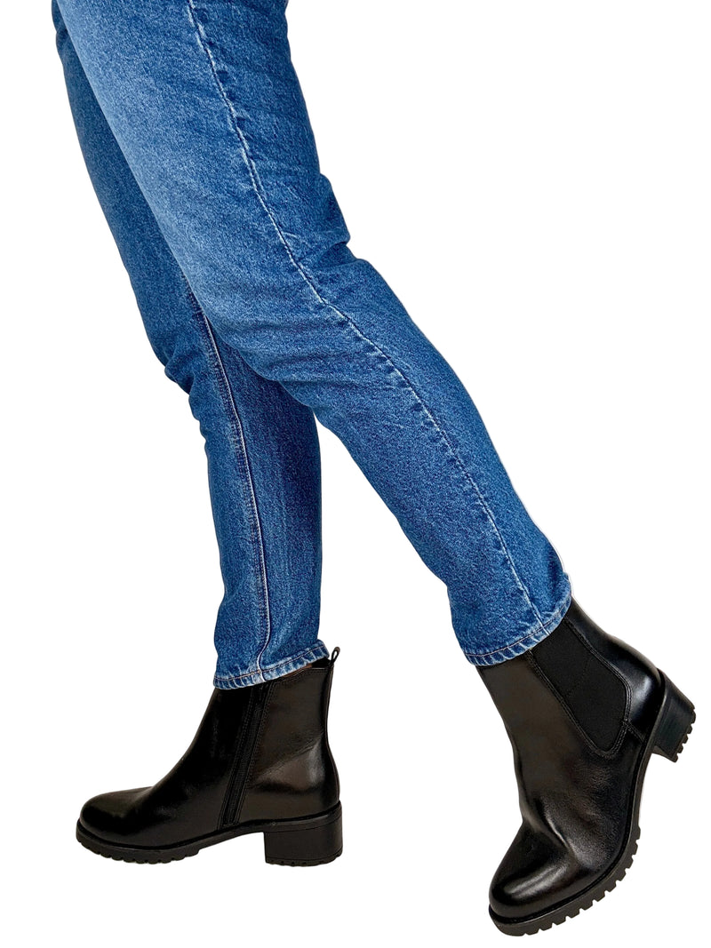 Load image into Gallery viewer, jana boots black
