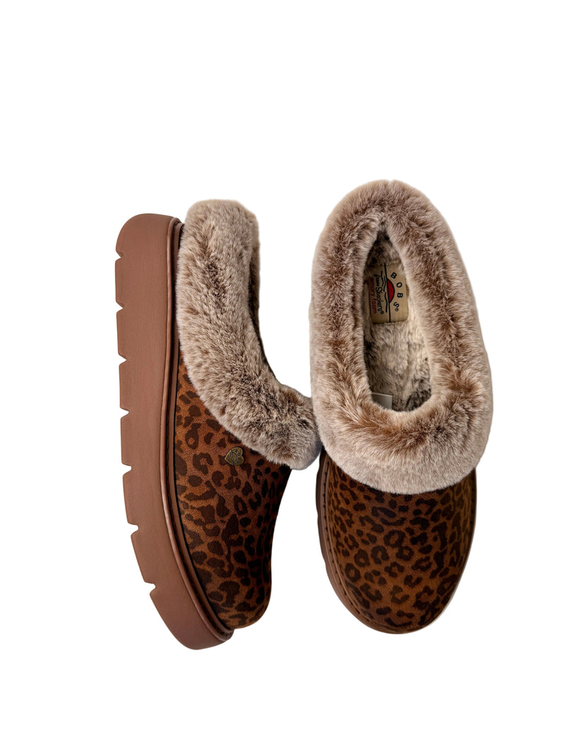 Load image into Gallery viewer, skechers cosy slippers
