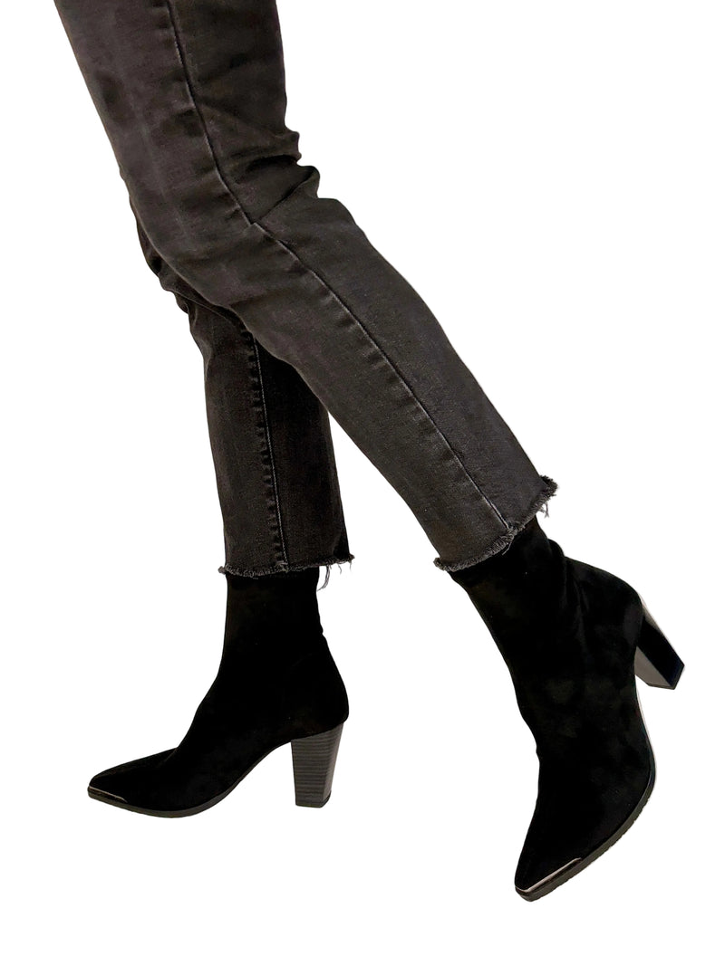 Load image into Gallery viewer, miss elastic heels
