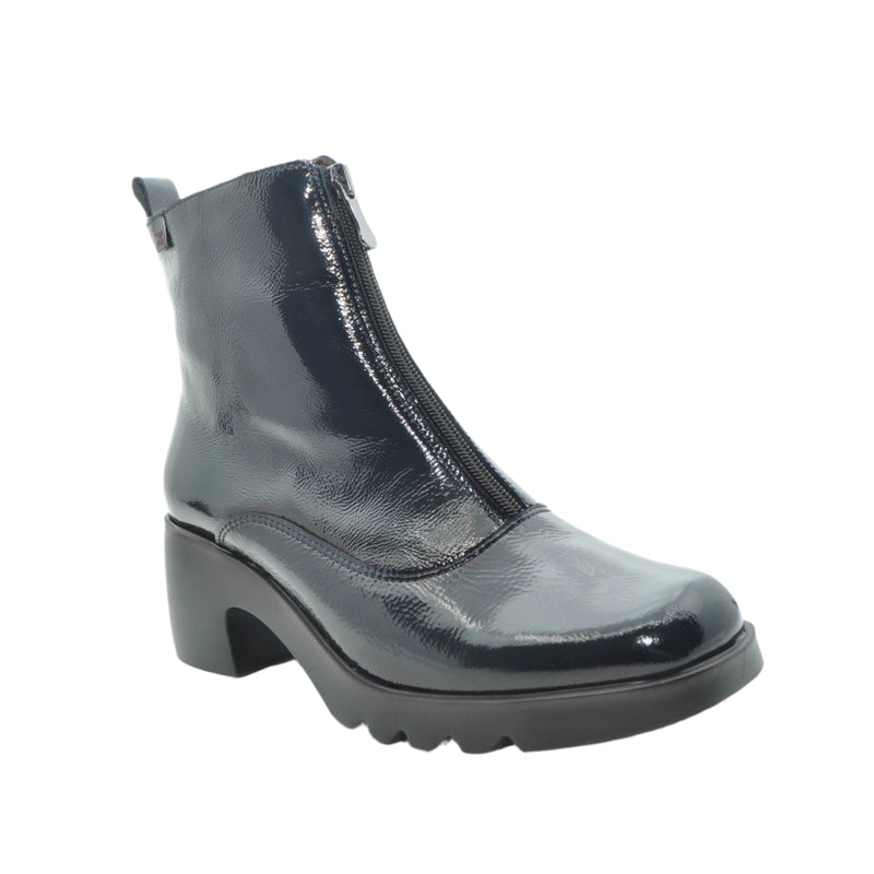 Load image into Gallery viewer, navy boots
