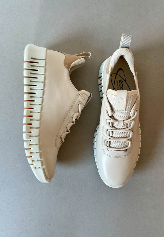 ecco shoe