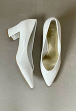 Load image into Gallery viewer, ivory heels