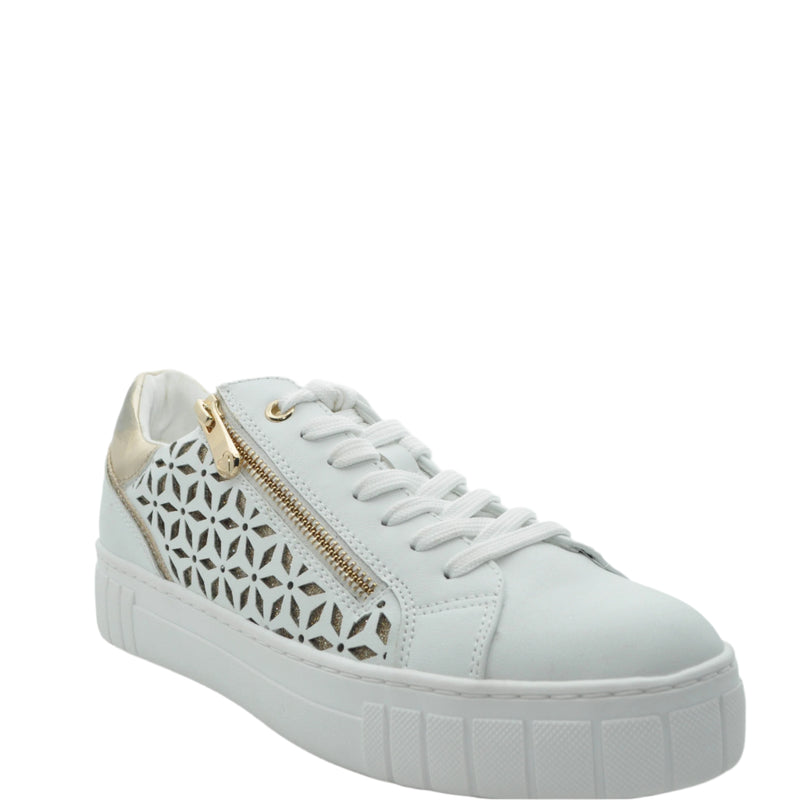 Load image into Gallery viewer, white trainers
