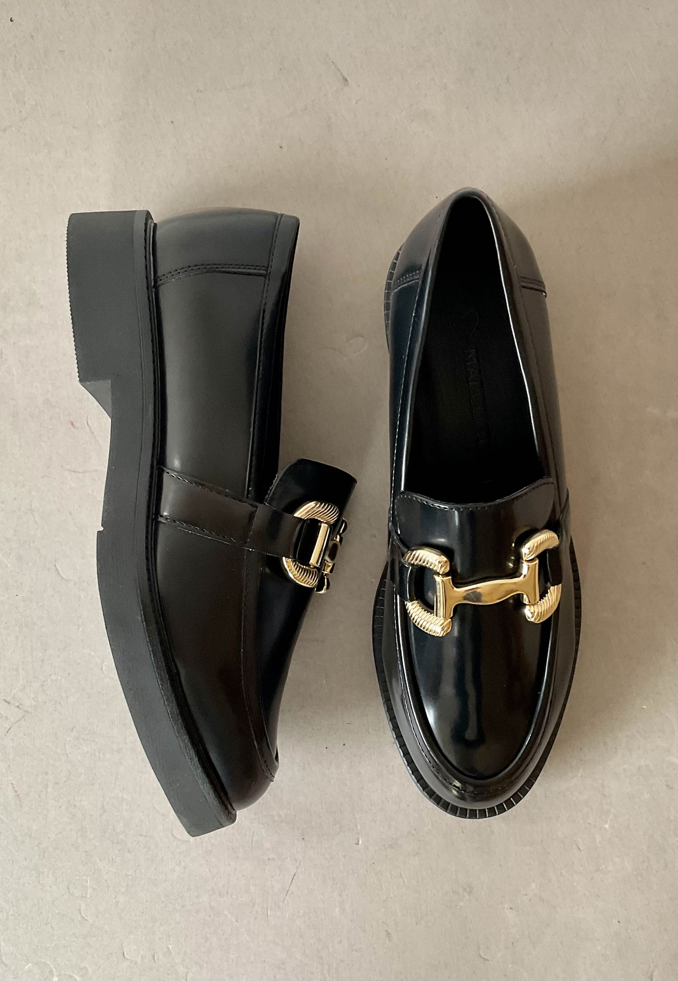 tamaris black leather loafers
