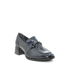 Load image into Gallery viewer, navy heeled loafers